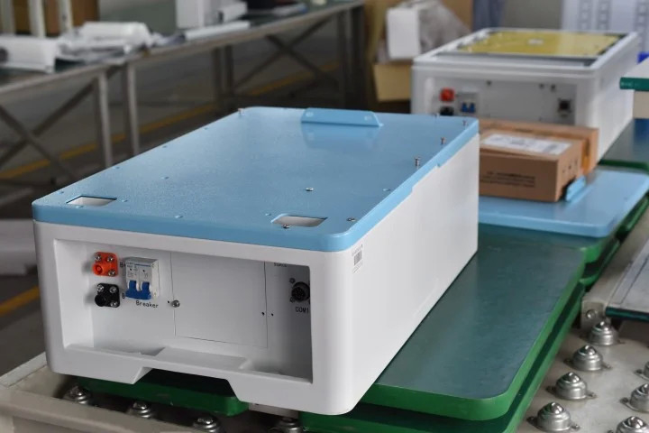 積み重ねた高電圧太陽電池 Lifepo4 リチウム電池 キャビネット オールインワン リチウム電池 インバーター 保存