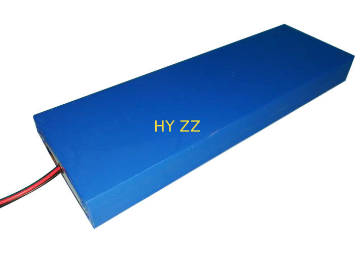 14.4V 7.4V 3.7ボルトのリチウム イオン電池再充電可能な626mm x 148mm x 80mm